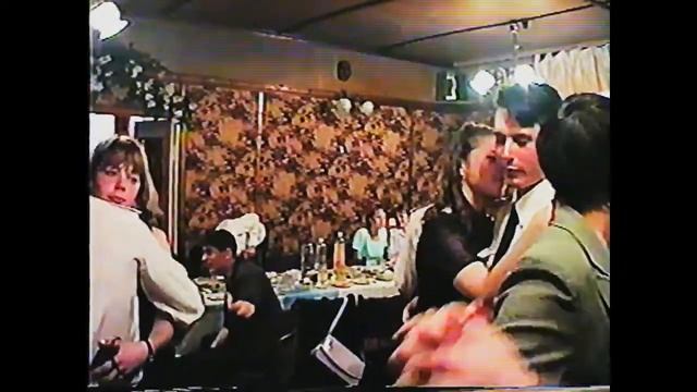 КВАКУ 2001 год. Выпуск молодых лейтенантов. В кафе