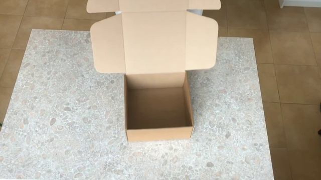 Как собрать самосборную подарочную коробку из микрогофрокартона (крафтовая)