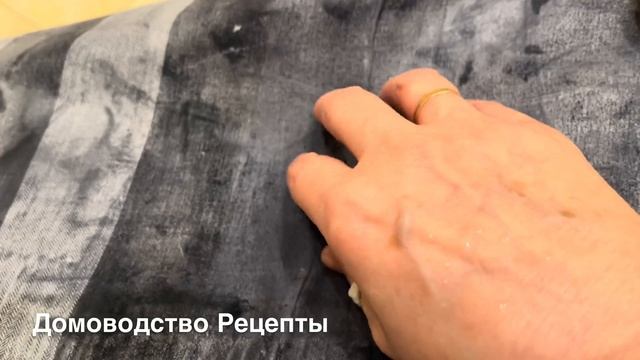 ЛЕЗЕТ ПУХОВИК , БЕРИ КУСОК МЫЛА