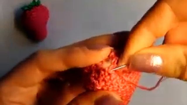 12.  Как связать клубнику, стягивание.avi