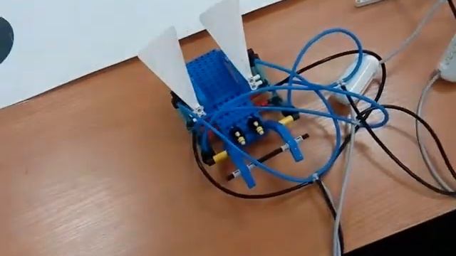 "матка муравья" из конструктора лего. Пневматическая