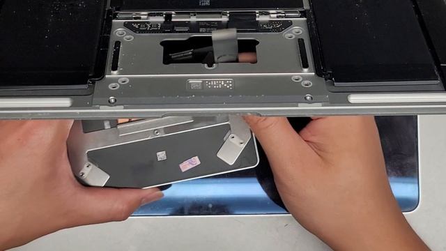 MacBook Air A2337 Trackpad TouchPad Track Pad Touch Pad Removal Replacement Repair