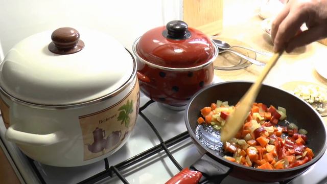 Венгерский  фасолевый с копчёностями суп плюс чардаш | Классно!