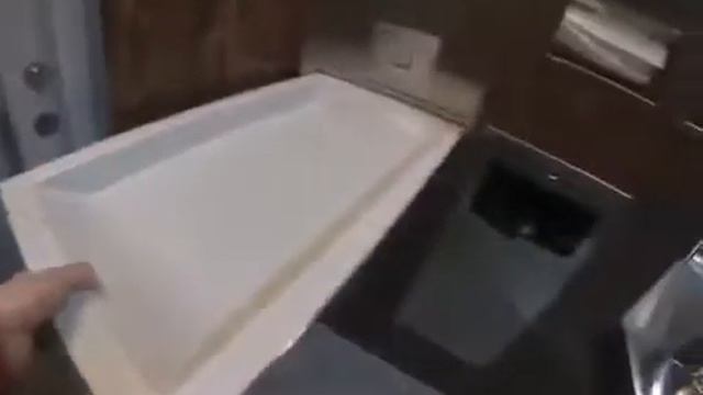 +18 ПРИКОЛ ? Вот такой вот ВИП общественный туалет ???