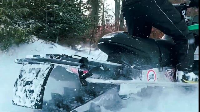 Фрирайд на Драгобрате. Сноубординг и снегоход. DJI mavicv mini cinematic.