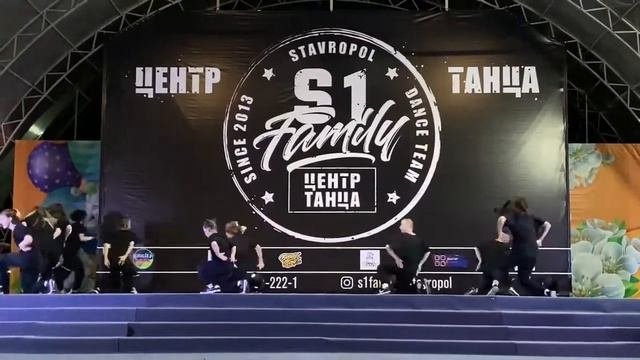 Мега крю на отчётном концерте 2021