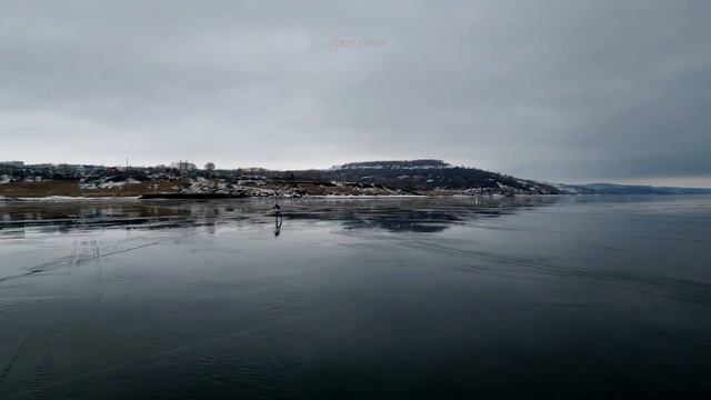Ульяновск,лед и фигуристка