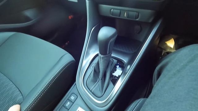 【GRヤリスRS試乗 内装&外装レビュー】見た目カッコいい!! 後席の居住性は？ | TOYOTA GR YARIS RS 2021