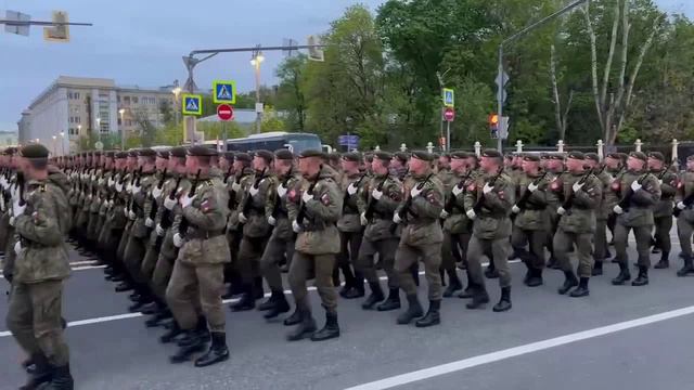 У курсантов репетиция Парада Победы.