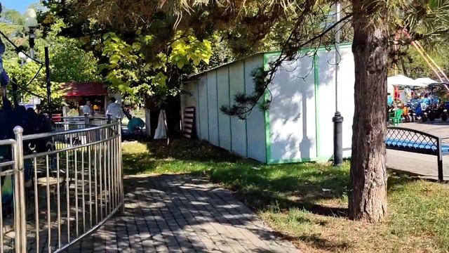 Аттракционы в парке Городской сад  Краснодар