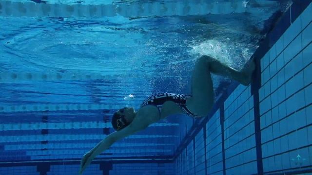How To Do a Tumble Turn | Top Tips with Olympic Swimmer Stephanie Rice