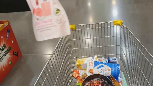 Покупка продуктов на 6500 рублей. Торговый центр SELGROS.
