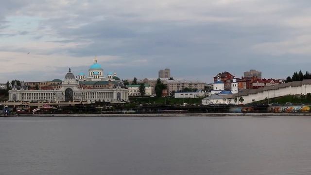 Дворец  бракосочетания Казан и Дворец Земледельцев. Казань