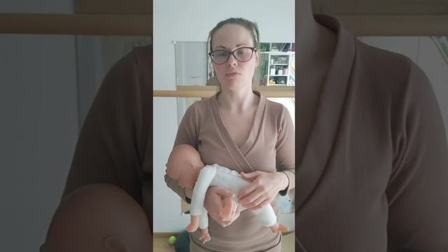 Боковая позиция. Правило положения бедра. Проверьте технику позы ношения "Тигр на ветке"