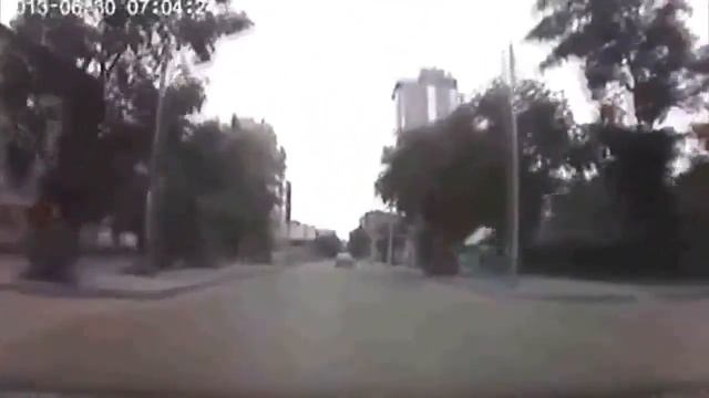 NEW Car Crashes On Camera 2014 #2126