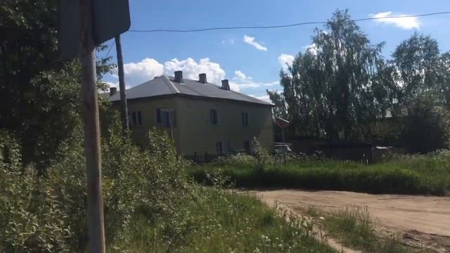 Памятник советскому рабочему (п. Демьяново 2021 г.)