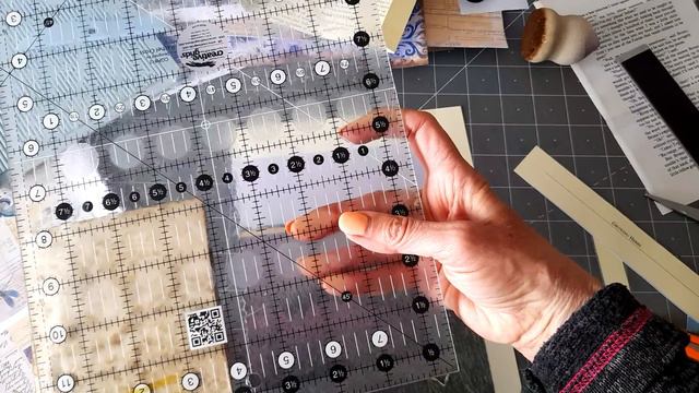 Craft with me - purple tab booklet #1