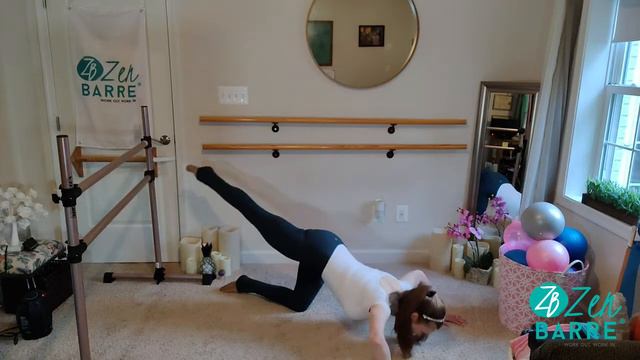 LOTTE BERK Fall-Inspired Original Classic Barre Class -- Full Class! November Series Class 4