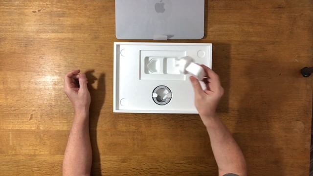 Macbook Air M2 16 Gigs Ram 512Gigs SSD Unboxing