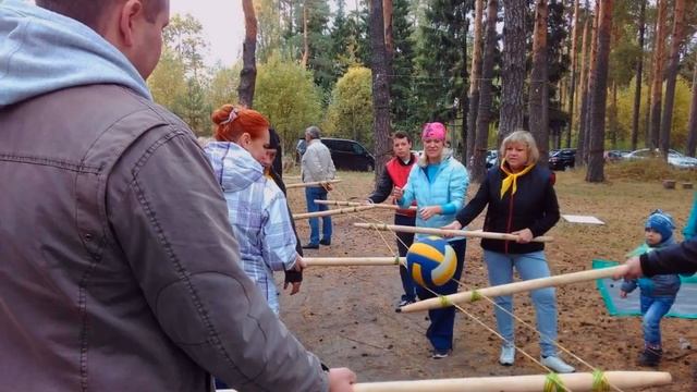 Поход в осенний лес в рамках работы туристического клуба "Вместе весело шагать".Дети-родители-педаг