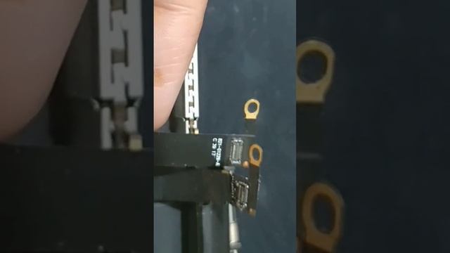 MacBook Pro flexible lcd repair