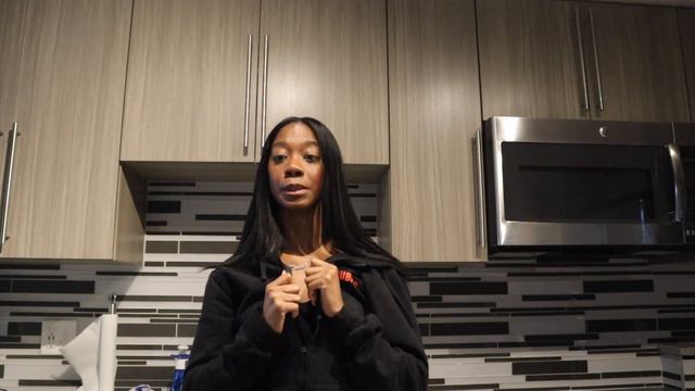 MOVING VLOG EP. 3 | First Work Trip, Family Comes to Visit, & FINALLY A Night Out In DC