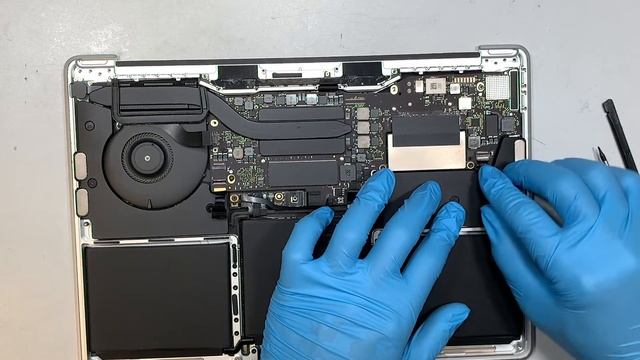 MacBook Pro 13 2016 17 Top Case Assembly A1708 Keyboard Touchpad Battery Replacement