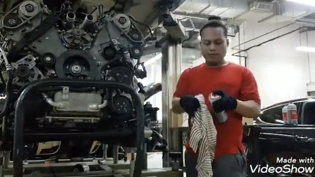 OIL LEAK PORSCHE CAYENNE V8 ENGINE EASY ???