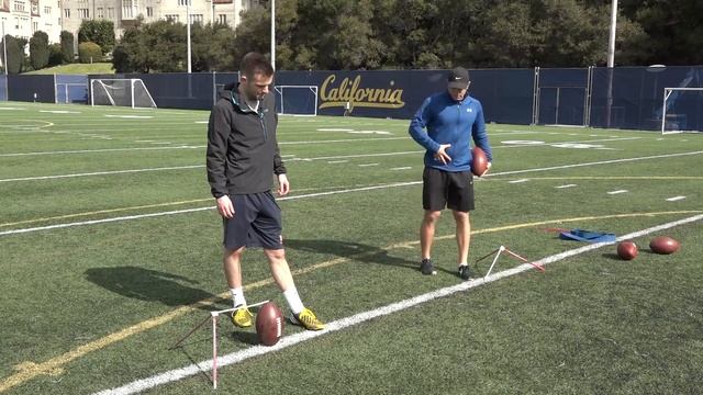 Raiders beat writer challenges Raiders kicker to field goal contest