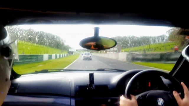 E46 M3 Cadwell park circuit vs E30 V8 4.0 move over track day Time attack Citroen saxo