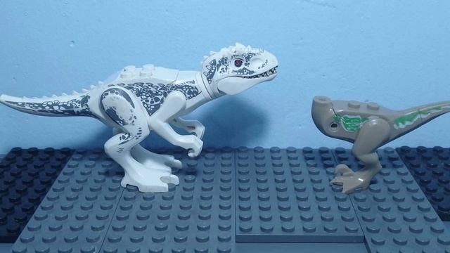 лего динозавр  индоминнусрекс и велоцираптор из кетая.