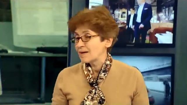 Профессор Н.Зубаревич - Расходы на Крым (01.04.2015)