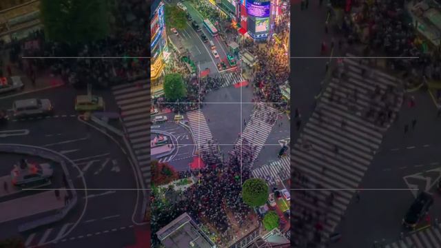 📍Сибуйский диагональный пешеходный переход — самый большой и известный в Японии. 🇯🇵
