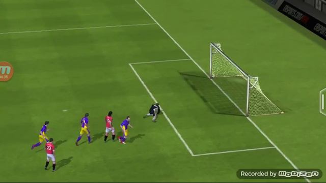Выиграл команду недели
