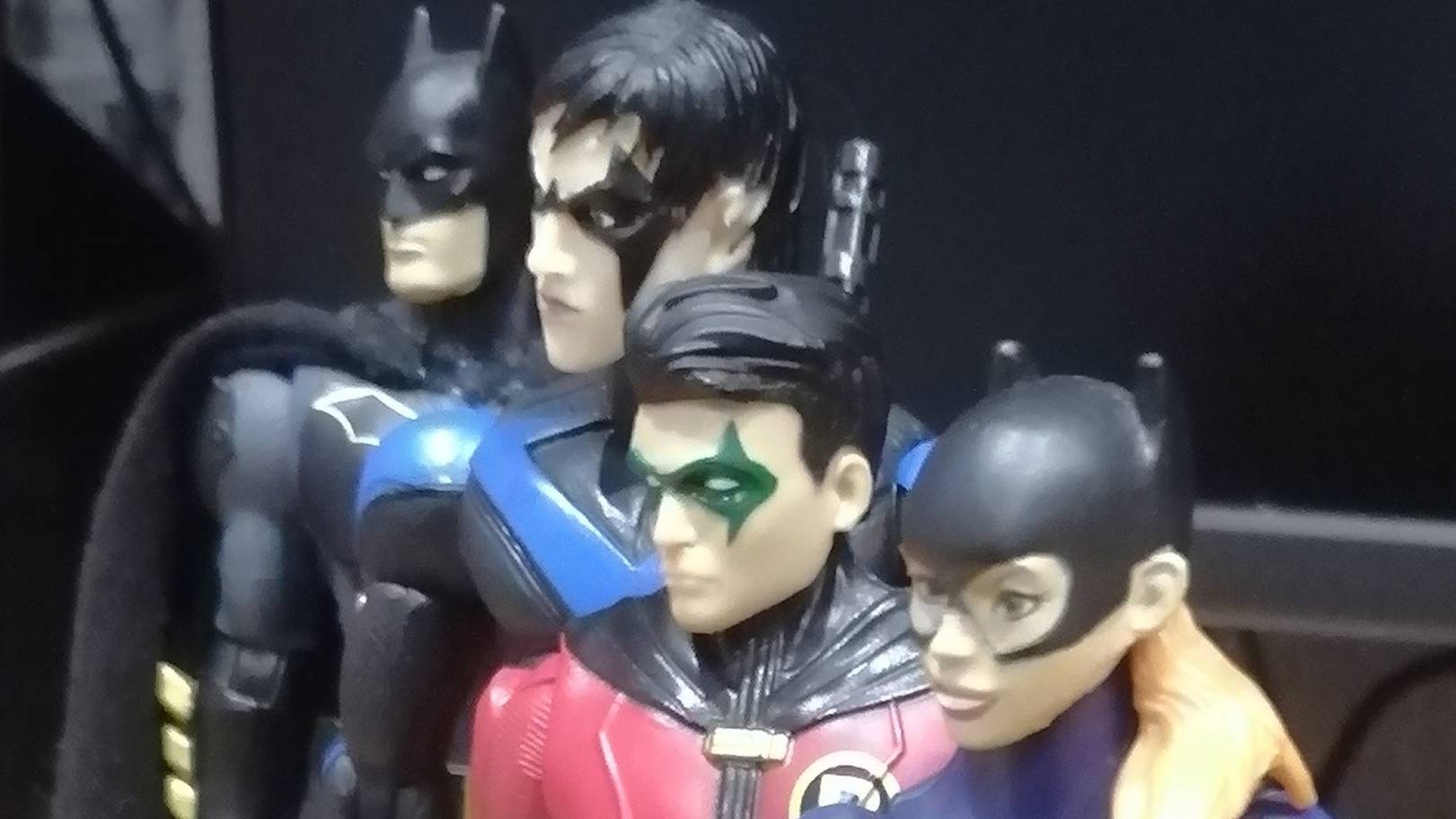 Обзор на Batfamily (Mattel/DC Сollectibles)