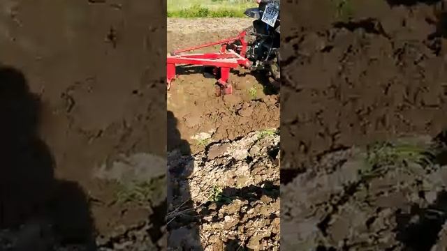 как пашут землю