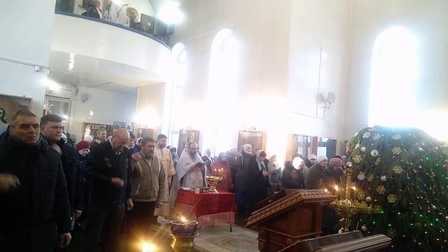 Молебен с малым освящением воды и величание преподобному Серафиму Саровскому. 25.01.23.
