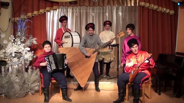 "Пыль седую взвило" казачья песня в исполнении детского фольклорного ансамбля "ДРУЖИНА"