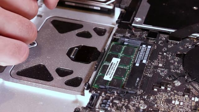 How To Upgrade RAM On A MacBook Pro 2012 And Older (15