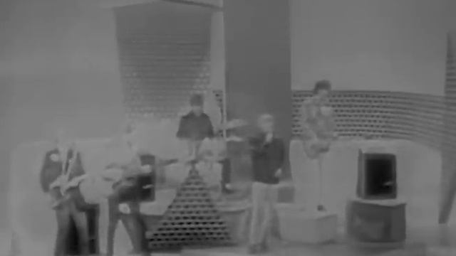 The Yardbirds - Milton Berle Show 1966 (Jeff Beck, Jimmy Page)