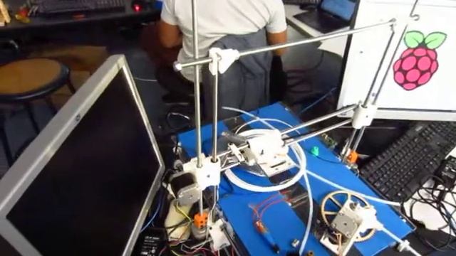 PSU 3D printer Wallace (in progress)