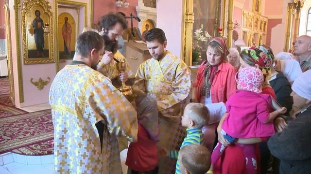 2014 год. Яблочный Спас. Поделиться своей радостью.