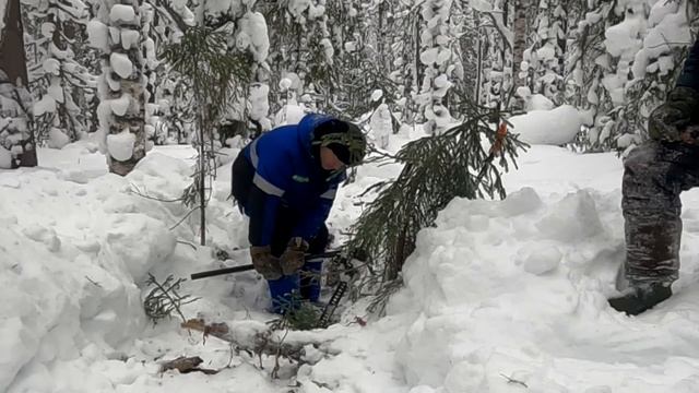 Нашли прошлогоднюю заначку Зимняя заготовка металла, как оно есть.