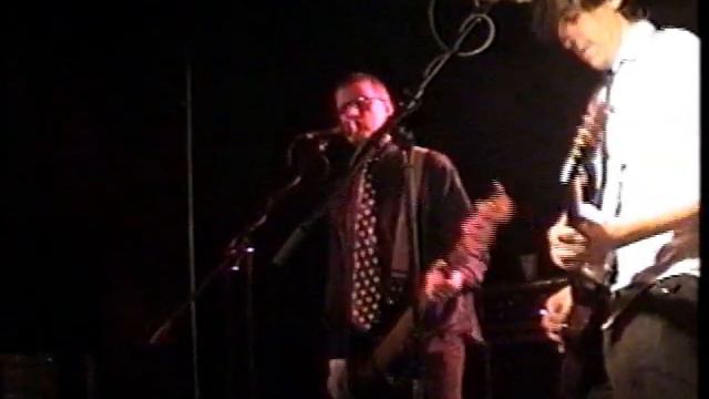 THE RETURNABLES - Nigella