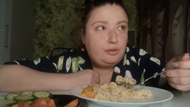 Мукбанг ??Слава богу присела?Домашние котлетки,макароны с сыром