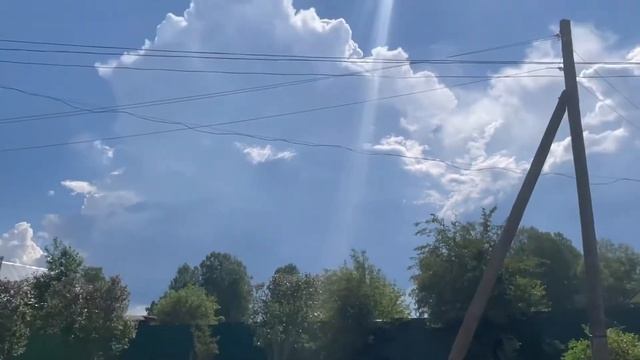 30 градусов жары и ГРОЗЫ весь день