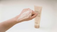 Floria Nutra Energy Foam Успокаивающая пенка для умывания с аргановым маслом