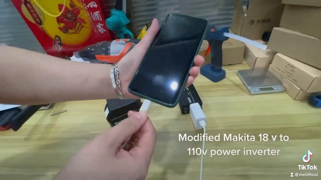 Made a battery generator with makita/Bosch 18v battery, DC18V to AC 110V/220V