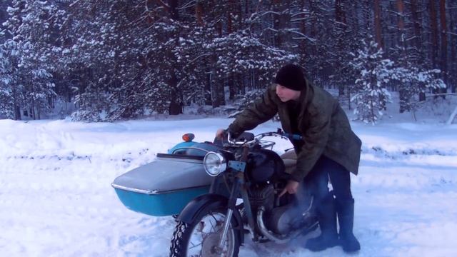 Запуск ИЖ Планета в -20 мороза!