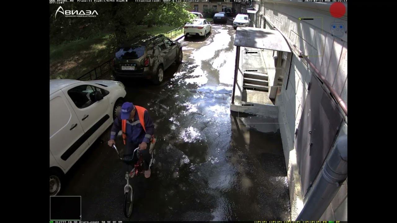 Авария теплосети 13.07.23. Санкт-Петербург, Большой Сампсониевский пр. 25